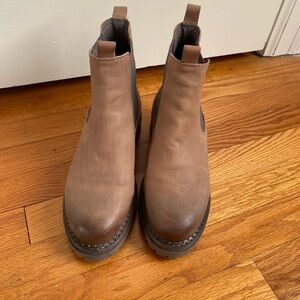 Women’s brown Ankle Boots